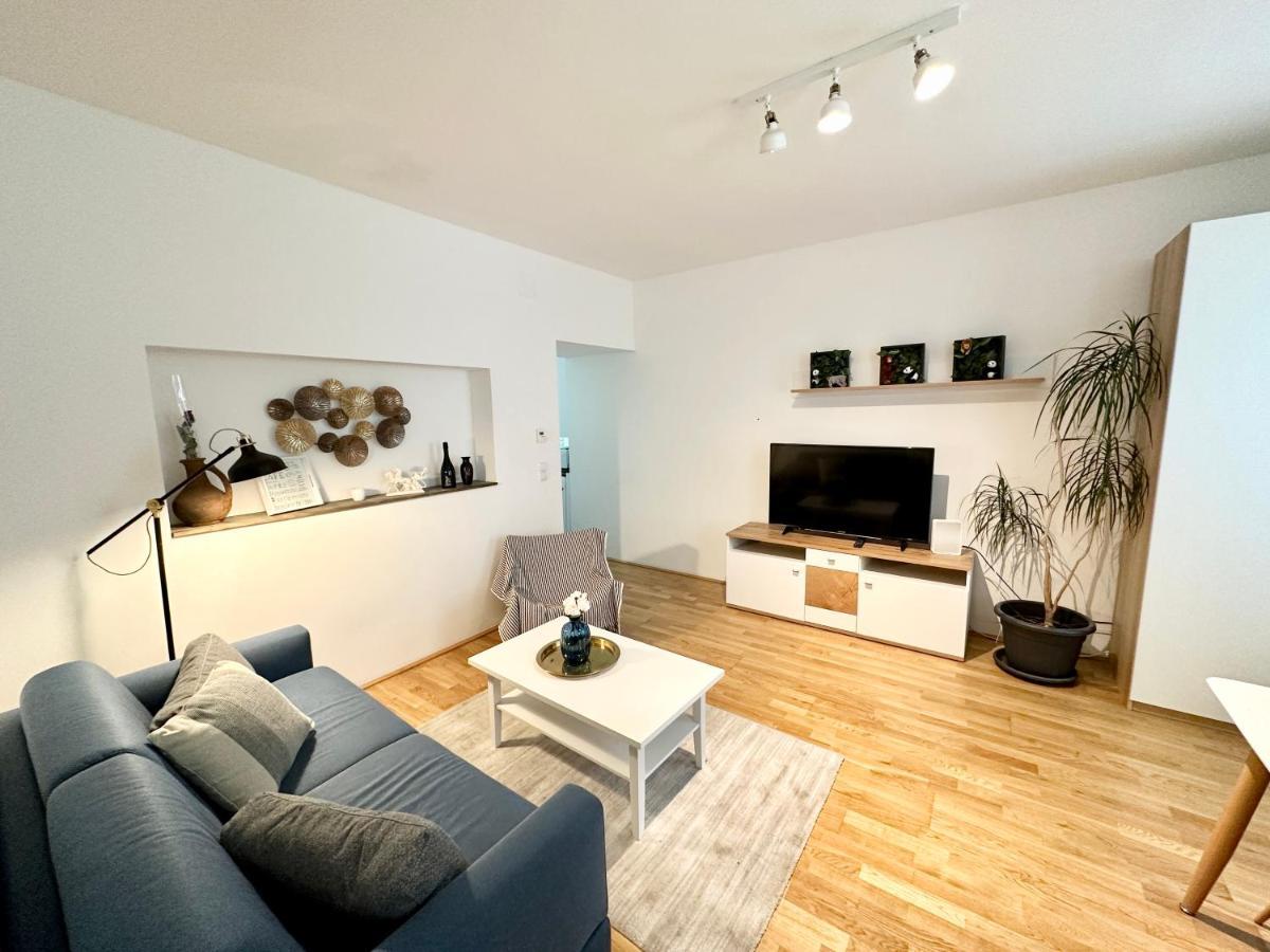 Book-A-Room Panda-Apartments Viena Exterior foto