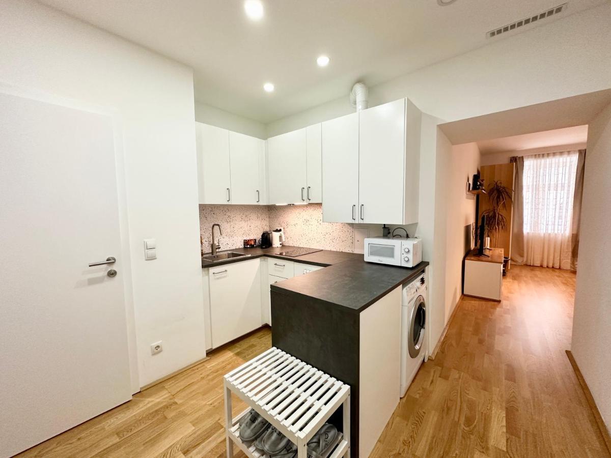 Book-A-Room Panda-Apartments Viena Exterior foto
